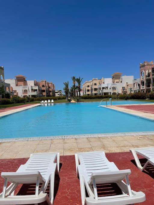 Appartement En Residence + Grande Terrasse Sur Le Toit Saïdia Esterno foto