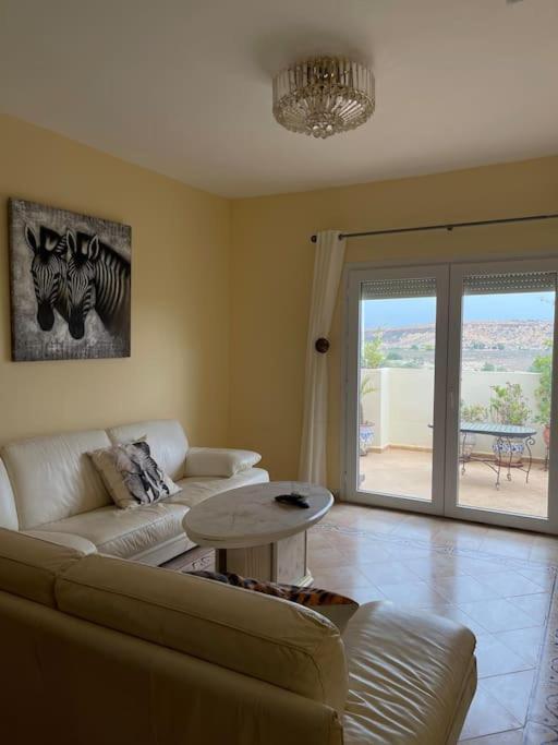Appartement En Residence + Grande Terrasse Sur Le Toit Saïdia Esterno foto