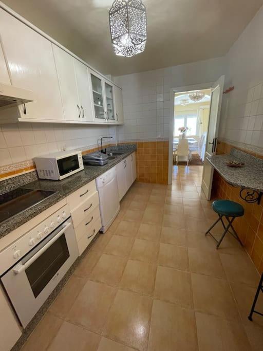 Appartement En Residence + Grande Terrasse Sur Le Toit Saïdia Esterno foto
