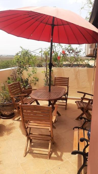 Appartement En Residence + Grande Terrasse Sur Le Toit Saïdia Esterno foto