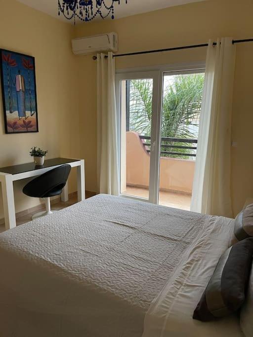 Appartement En Residence + Grande Terrasse Sur Le Toit Saïdia Esterno foto