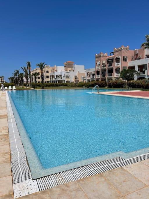 Appartement En Residence + Grande Terrasse Sur Le Toit Saïdia Esterno foto